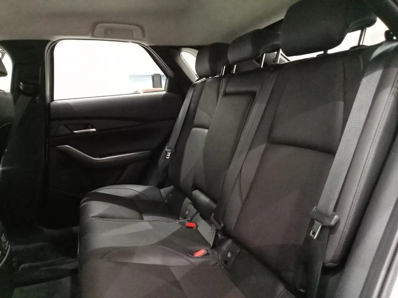 Mazda CX-30 CX30 2.0 e-SKYACTIV X MHEV 137KW 186CV 6MT AWD EXC — Galerie du véhicule 19