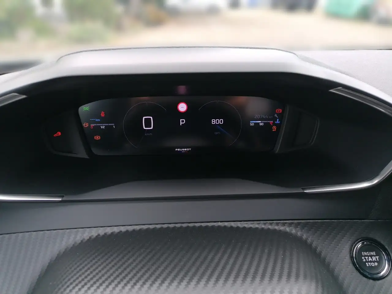 Peugeot 2008 1.2 PureTech 130 Allure LED PDC KlimaA AUT — معرض صور السيارة 5