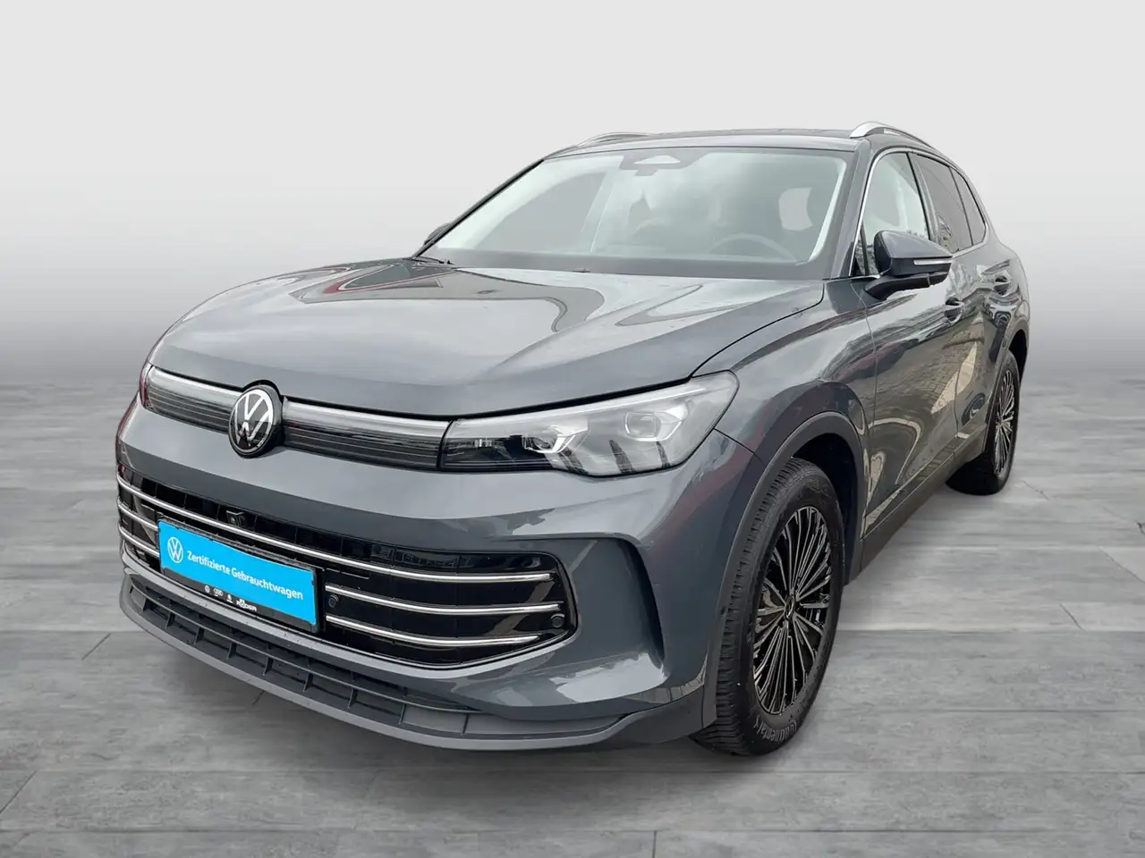 Volkswagen Tiguan III 1.5 eTSI Elegance Matrix Pano IQ 360° — Duisburg