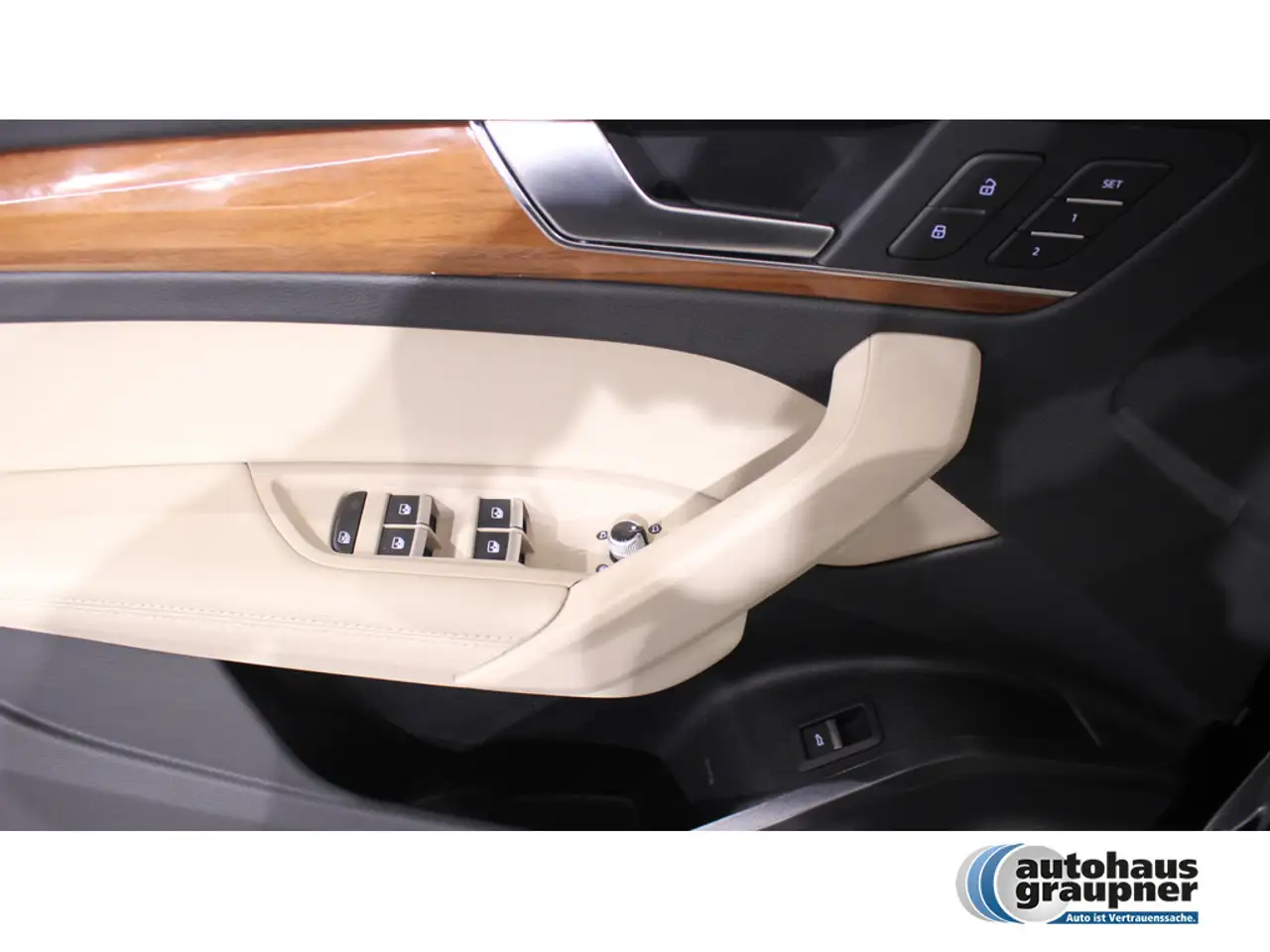 Audi Q5 45 TFSI quattro advanced MATRIX-LED 360° — معرض صور السيارة 12