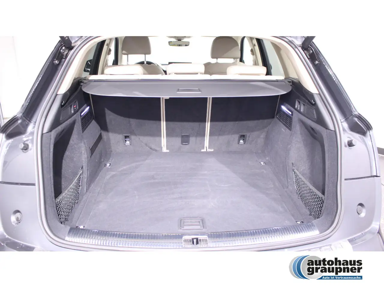 Audi Q5 45 TFSI quattro advanced MATRIX-LED 360° — معرض صور السيارة 18