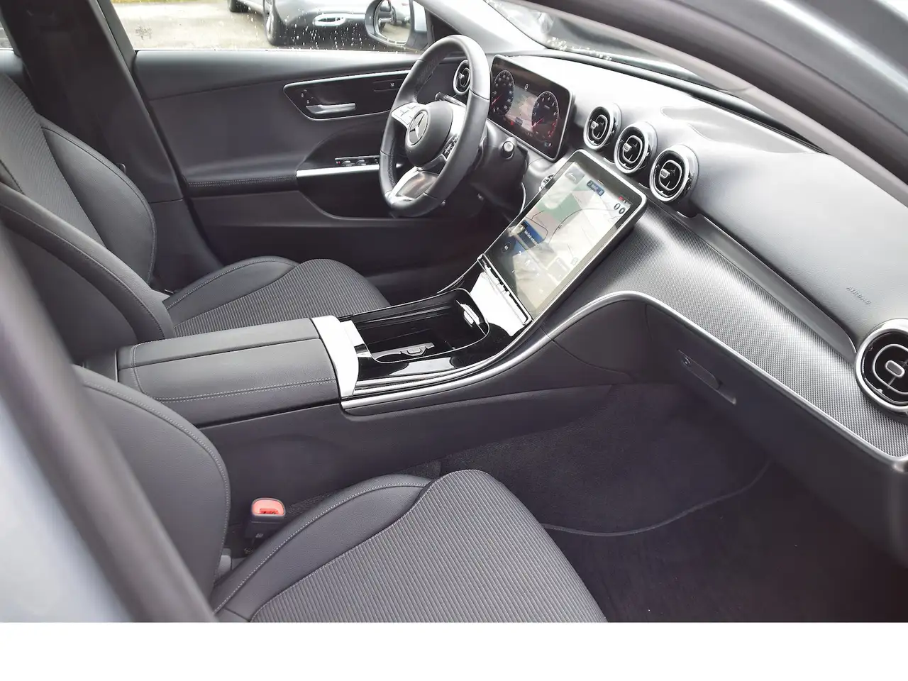 Mercedes-Benz C 180 Avantgarde Advanced (Spur Park Ambiente — Galerie du véhicule 24