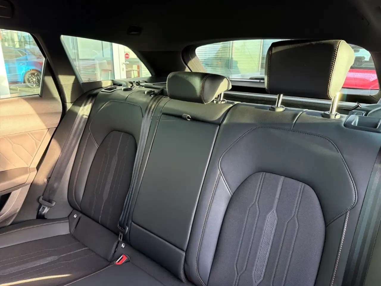 CUPRA Leon Sportstourer VZ 2.0 TSI 180 kW (245 PS) Automatik — معرض صور السيارة 6