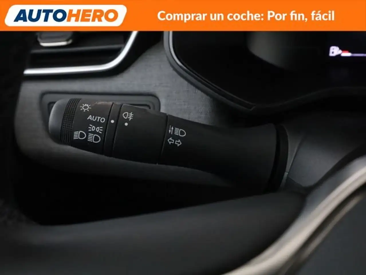 Renault Clio 1.0 TCe Evolution — معرض صور السيارة 28