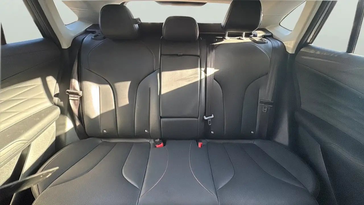MG HS 1.5 T-GDI Luxury Aut. — Galerie du véhicule 13