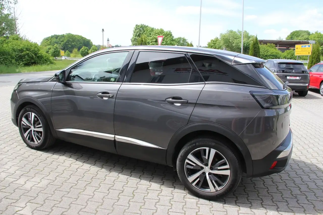Peugeot 3008 Allure 18Z Keyl NAV Sunset CAM — Vehicle gallery 3