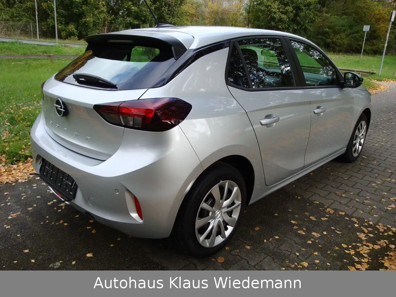 Opel Corsa F 1.2 Edition Lim. - 1.Hd./6 TKM — Galería del vehículo 6