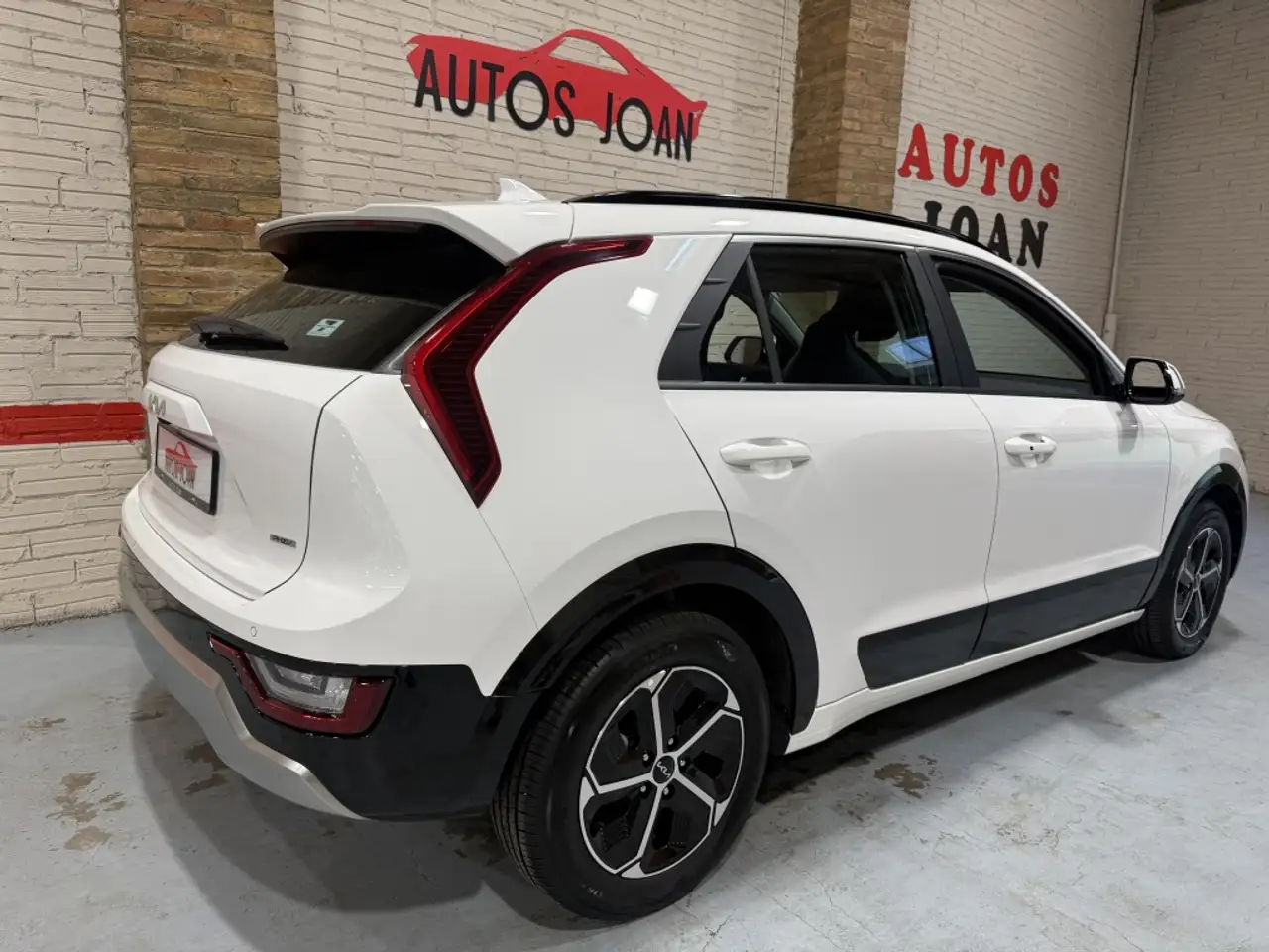 Kia Niro 1.6 PHEV Drive 183 — Galerie du véhicule 12