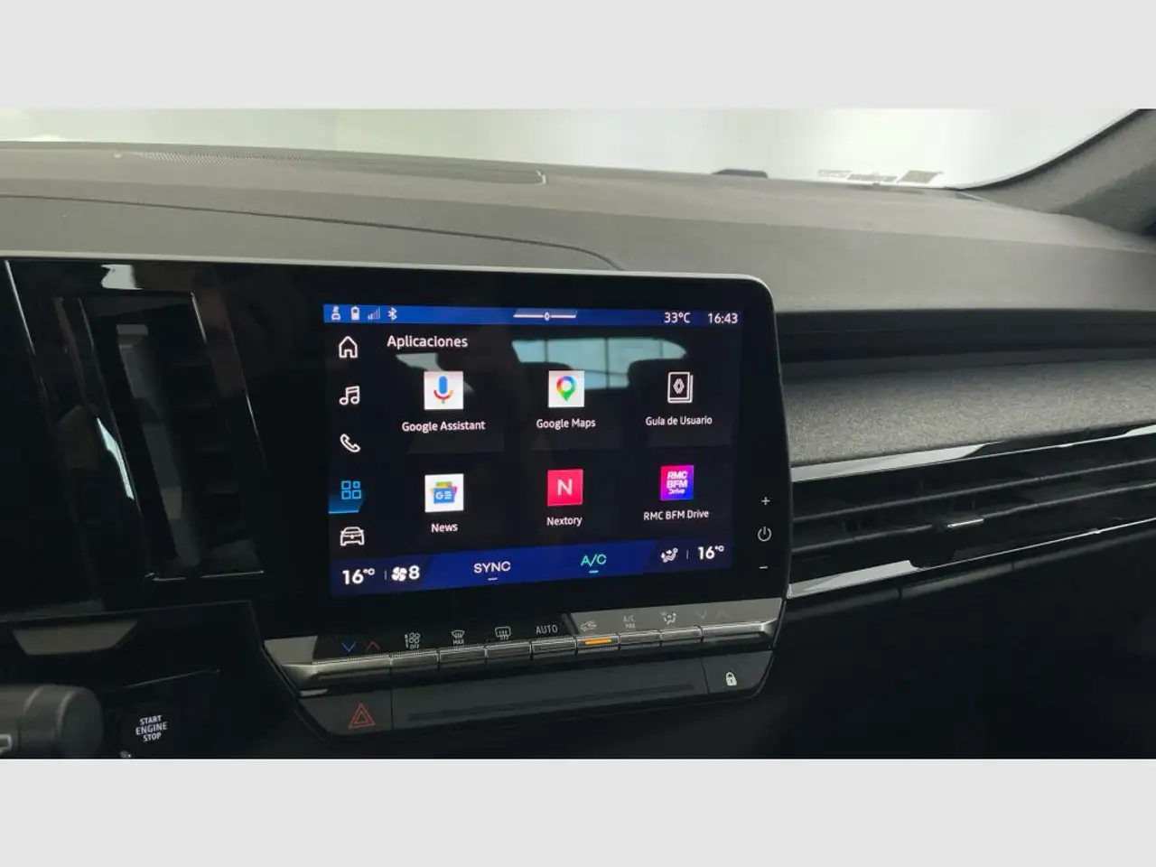 Renault Austral Evolution Mild Hybrid 116kW Auto — Vehicle gallery 17