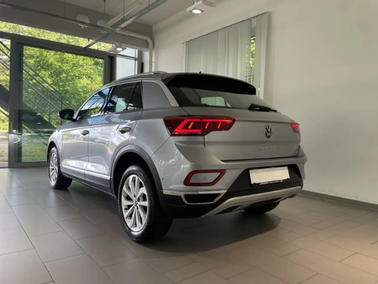 Volkswagen T-Roc 1.5 DSG Style +NAVI+AHK+KAMERA+ACC — Galerie du véhicule 4