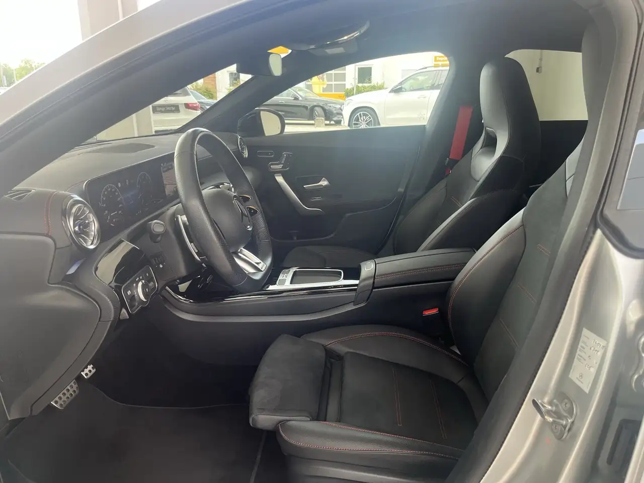 Mercedes-Benz CLA 35 AMG CLA 35 AMG 4M SB Pano.-Dach/Distronic/Kamera/LED — معرض صور السيارة 10