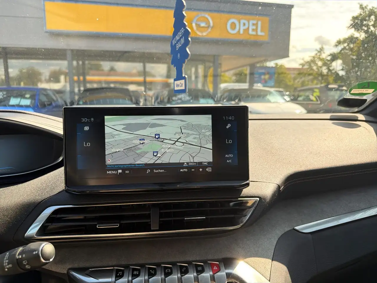 Peugeot 5008 GT 7-Sitzer ACC+LED+Navi+SHZ+Kam. — Vehicle gallery 14