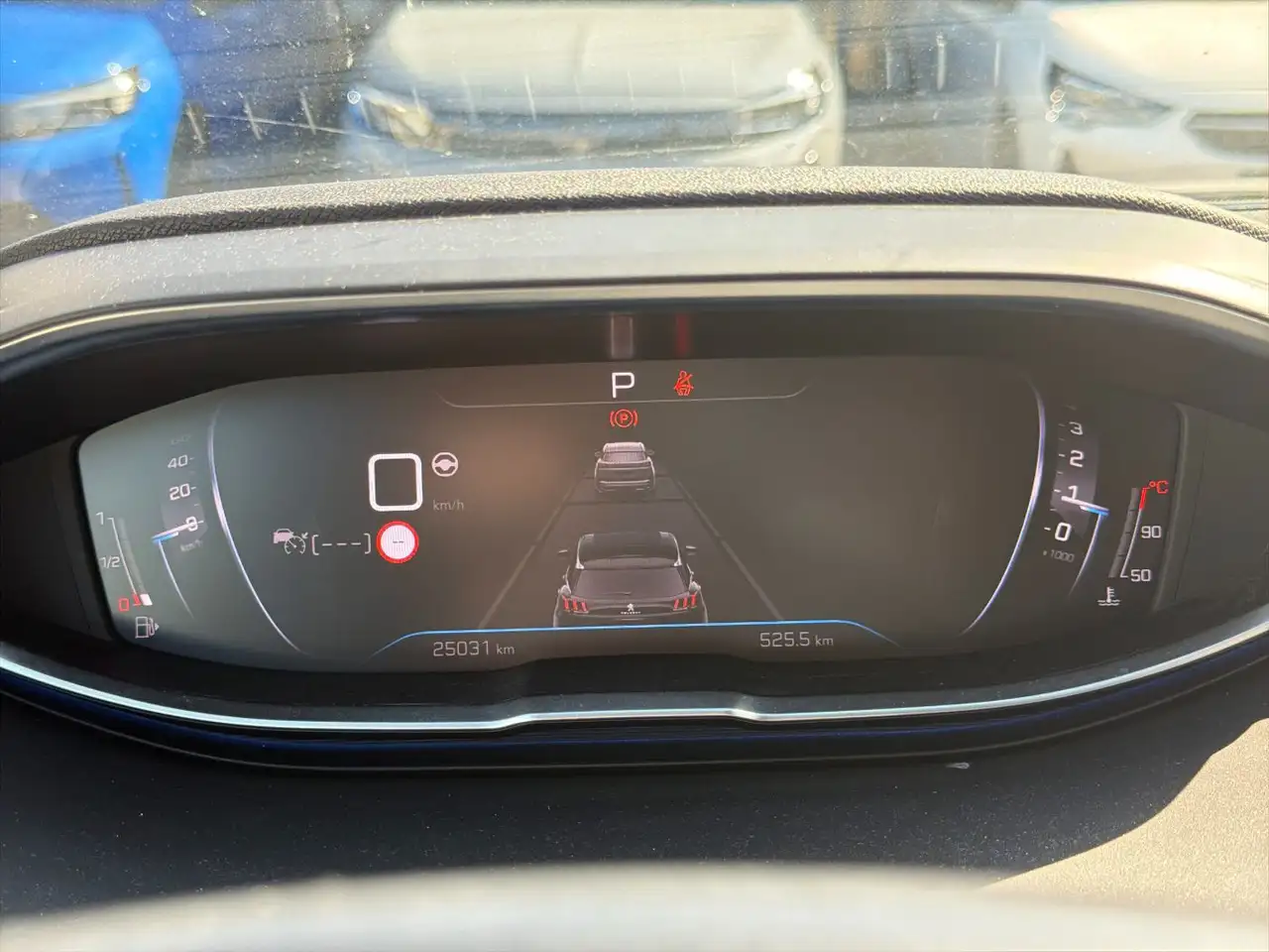 Peugeot 5008 GT 7-Sitzer ACC+LED+Navi+SHZ+Kam. — Vehicle gallery 10