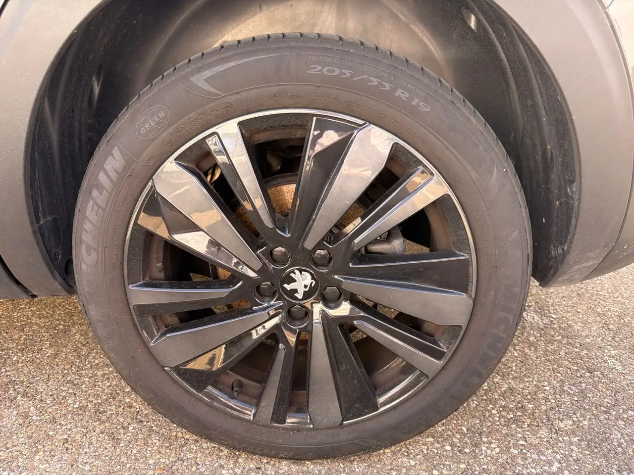Peugeot 5008 GT 7-Sitzer ACC+LED+Navi+SHZ+Kam. — Vehicle gallery 6