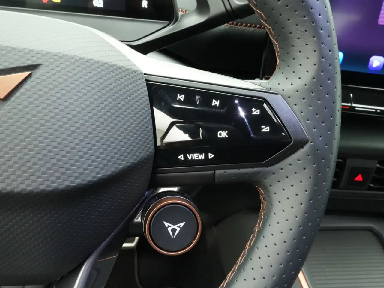 CUPRA Born 170 58kWh VIRT CARPLAY SHZ LED PDC KLIMA — معرض صور السيارة 11