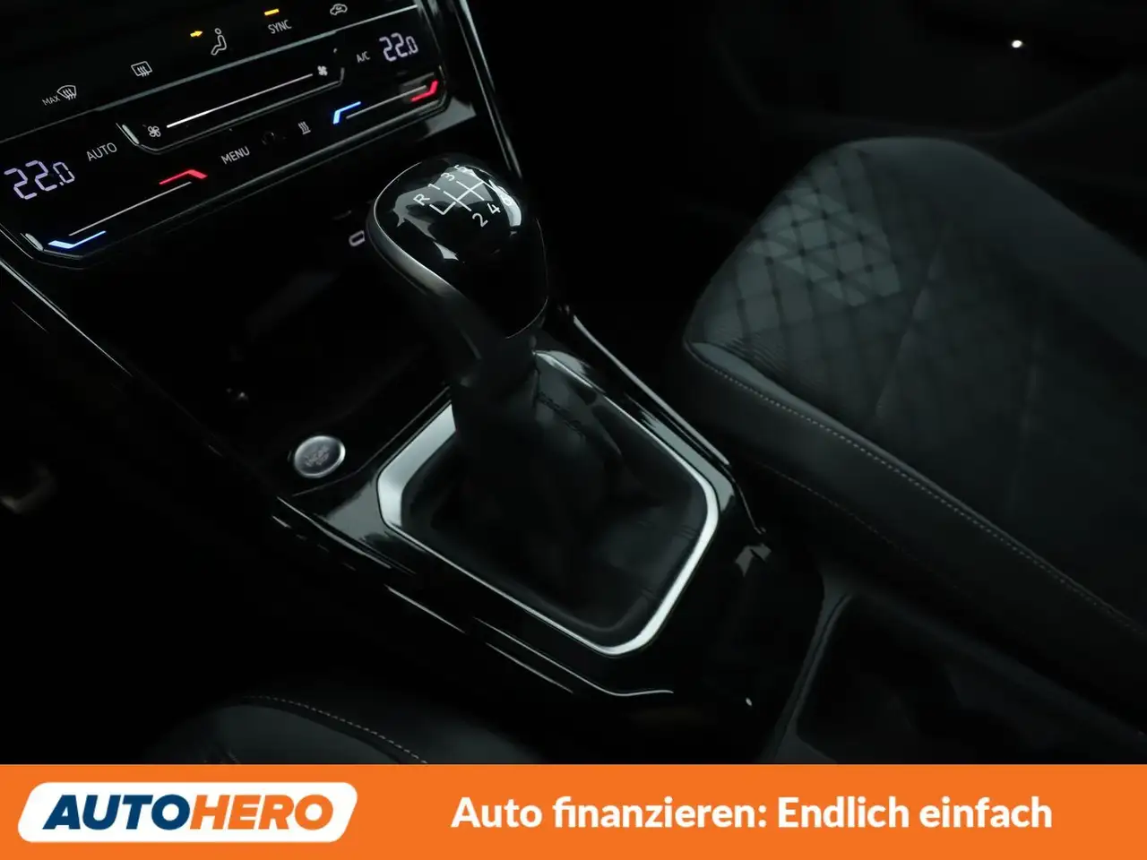 Volkswagen T-Roc 1.0 TSI R-Line*MATRIX*ACC*PLA*PDC*SHZ*BT* — Galerie du véhicule 23