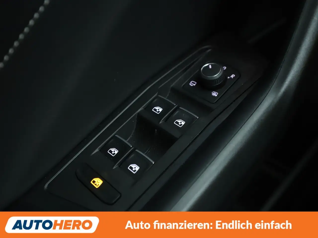 Volkswagen T-Roc 1.0 TSI R-Line*MATRIX*ACC*PLA*PDC*SHZ*BT* — Galerie du véhicule 24