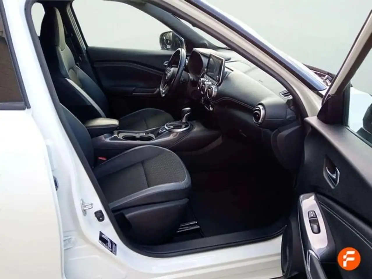 Nissan Juke DIG-T 84 kW (114 CV) DCT 7 Vel. Acenta — معرض صور السيارة 9