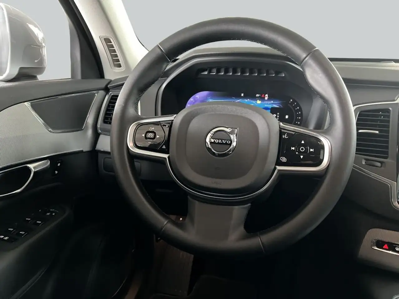 Volvo XC90 XC90 B5 AWD 7S/3.Sitzreihe Leder 20'' Navi LED Kam — معرض صور السيارة 16