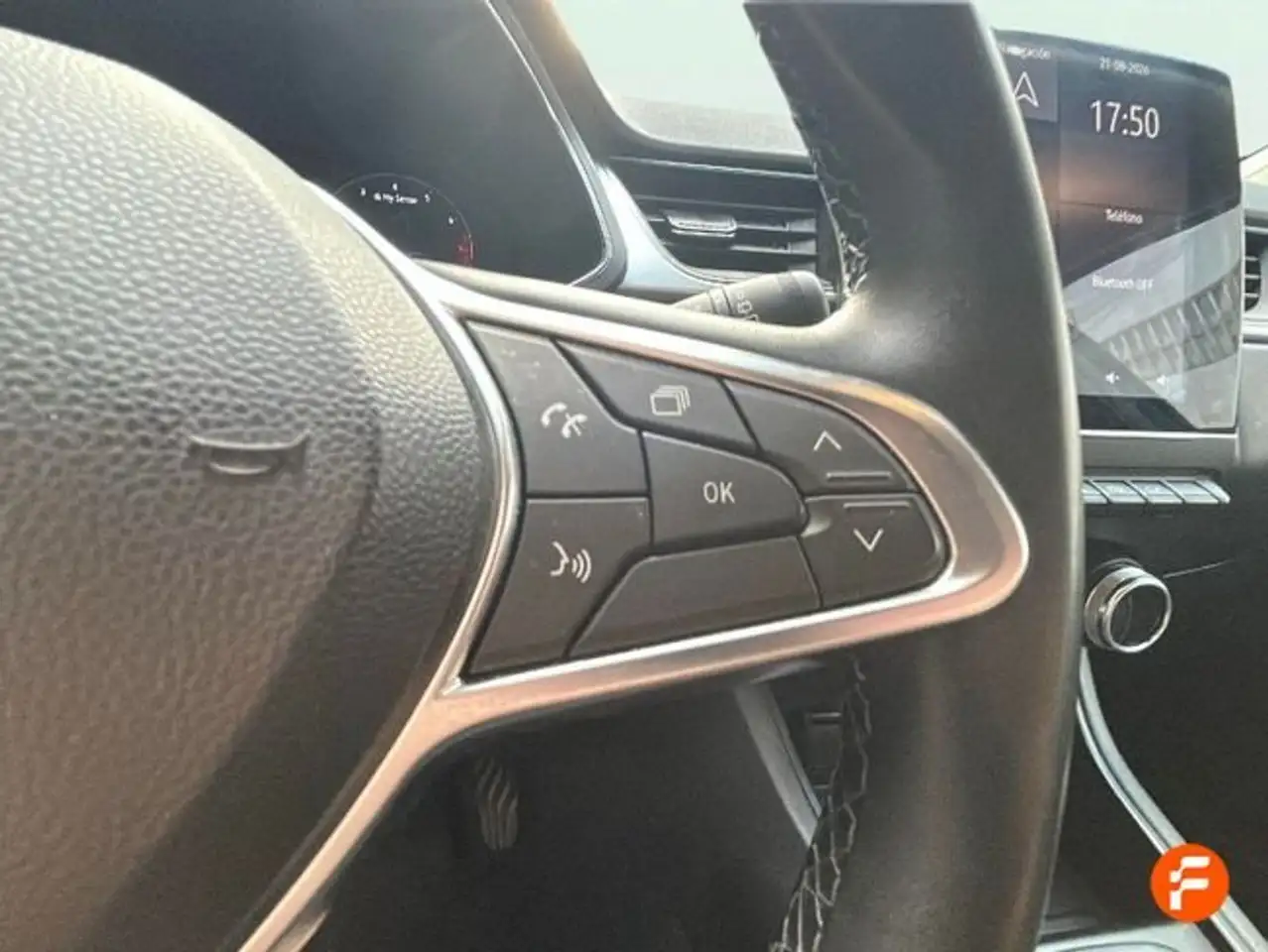 Renault Captur TCe Techno 67kW — معرض صور السيارة 12