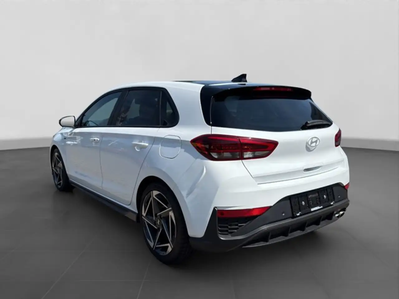 Hyundai i30 N Line Mild-Hybrid +PANO+NAVI+LED+CAM+SHZ+ — Galería del vehículo 3