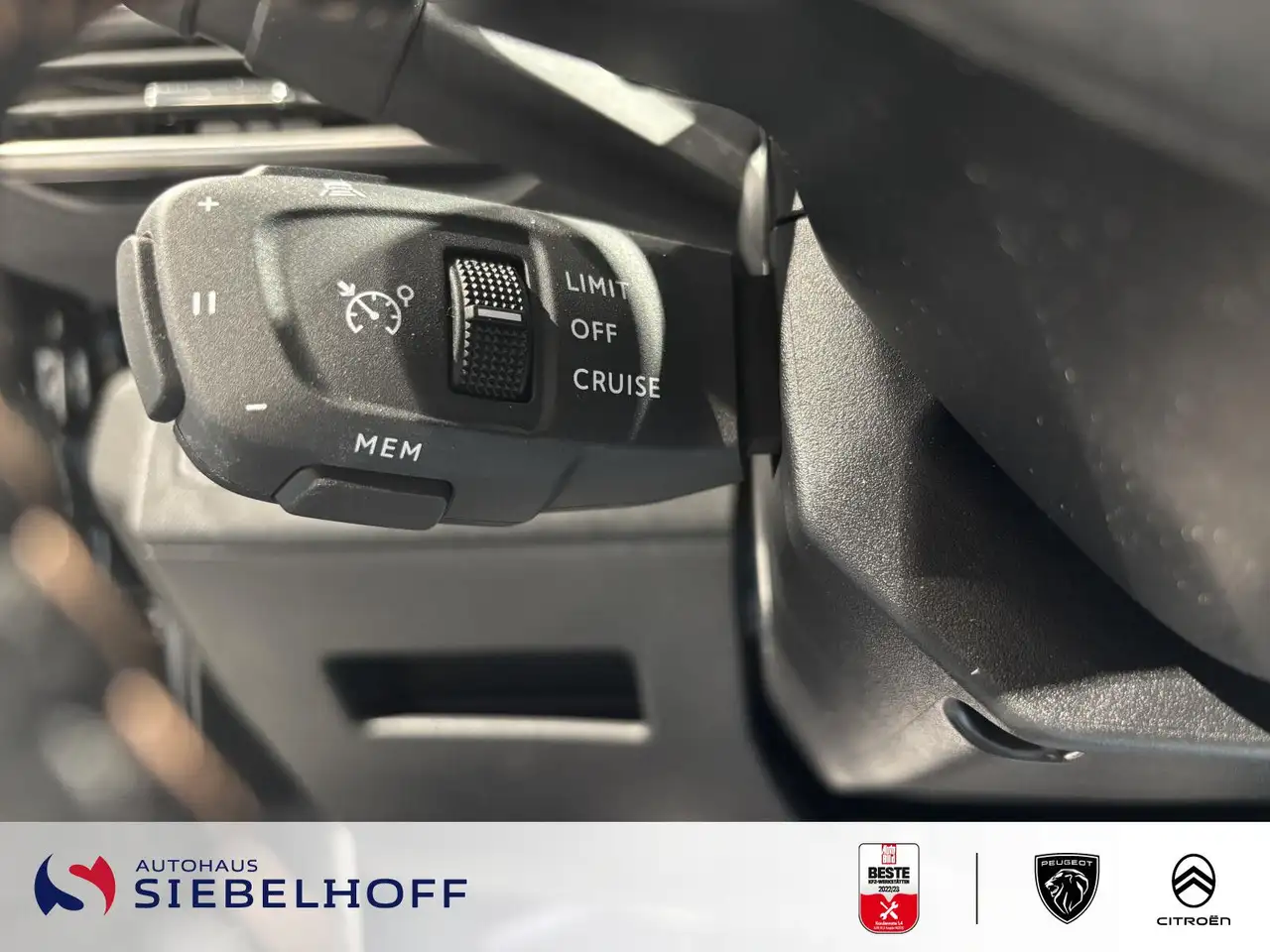 Peugeot 3008 GT Hybrid 136 e-DSC6 — Galerie du véhicule 13