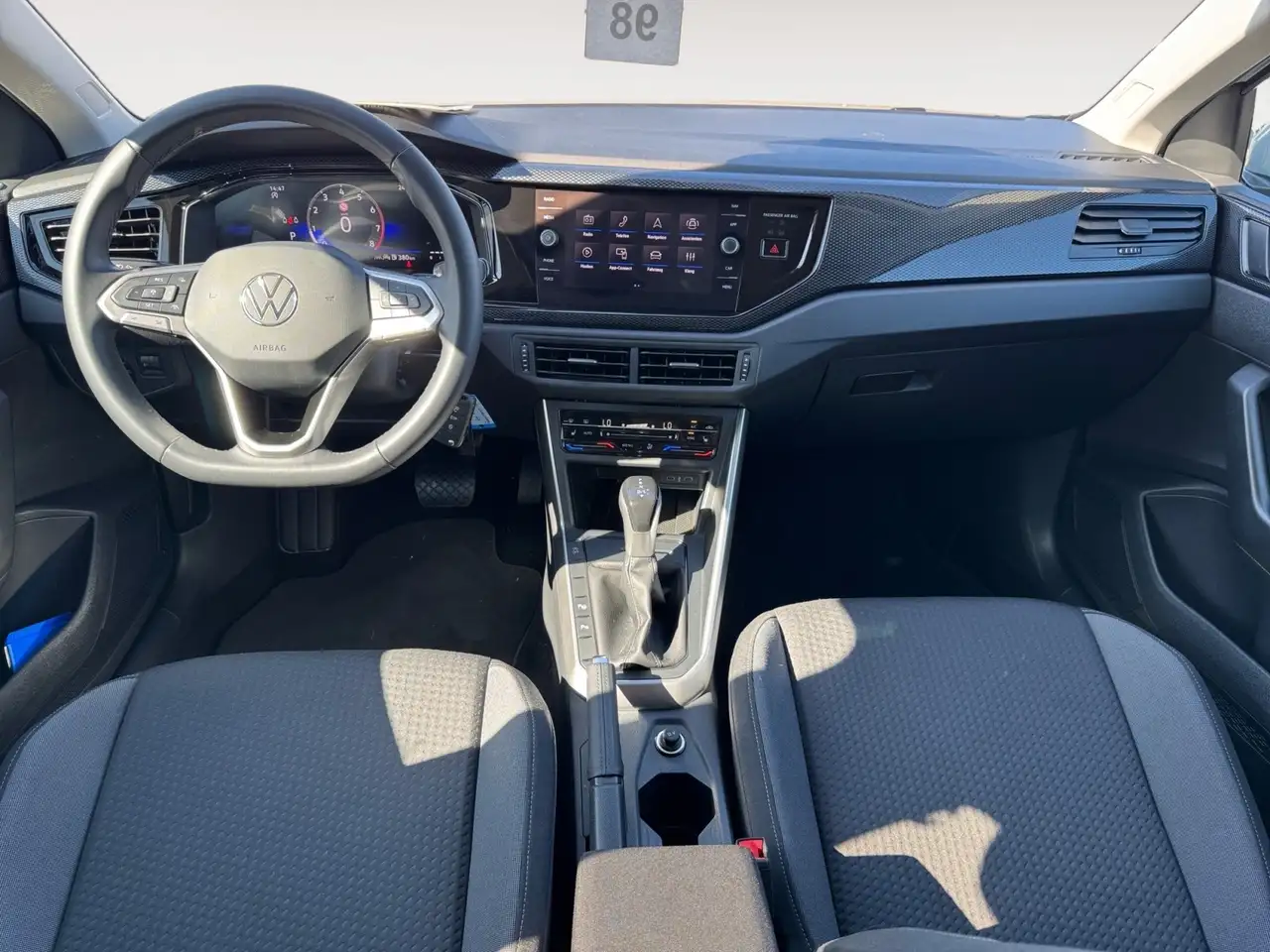 Volkswagen Taigo Life 1.5 TSI OPF DSG ACC / RFK / KLIMA / SHV — Galerie du véhicule 10