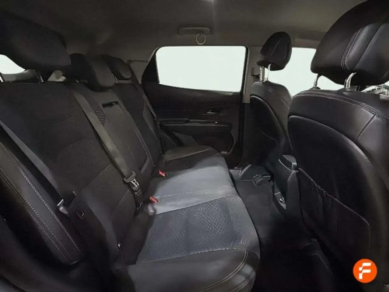 SsangYong Korando G15T Limited 4x2 L.P. — Vehicle gallery 18