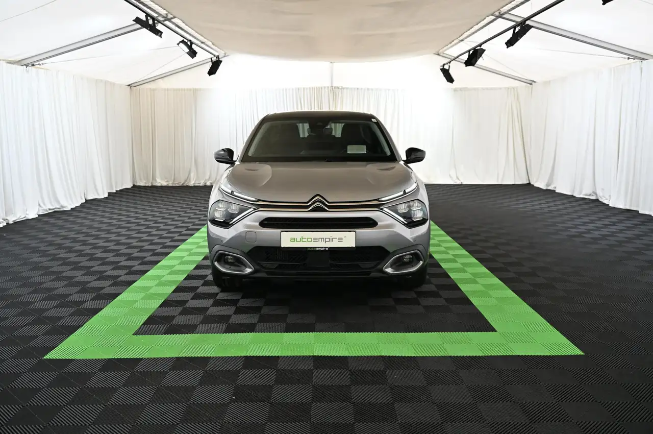 Citroen C4 1.2 PT EAT8 130 MAX LED/NAV/SOUND/PANO/H-UP/18/C4X — معرض صور السيارة 3