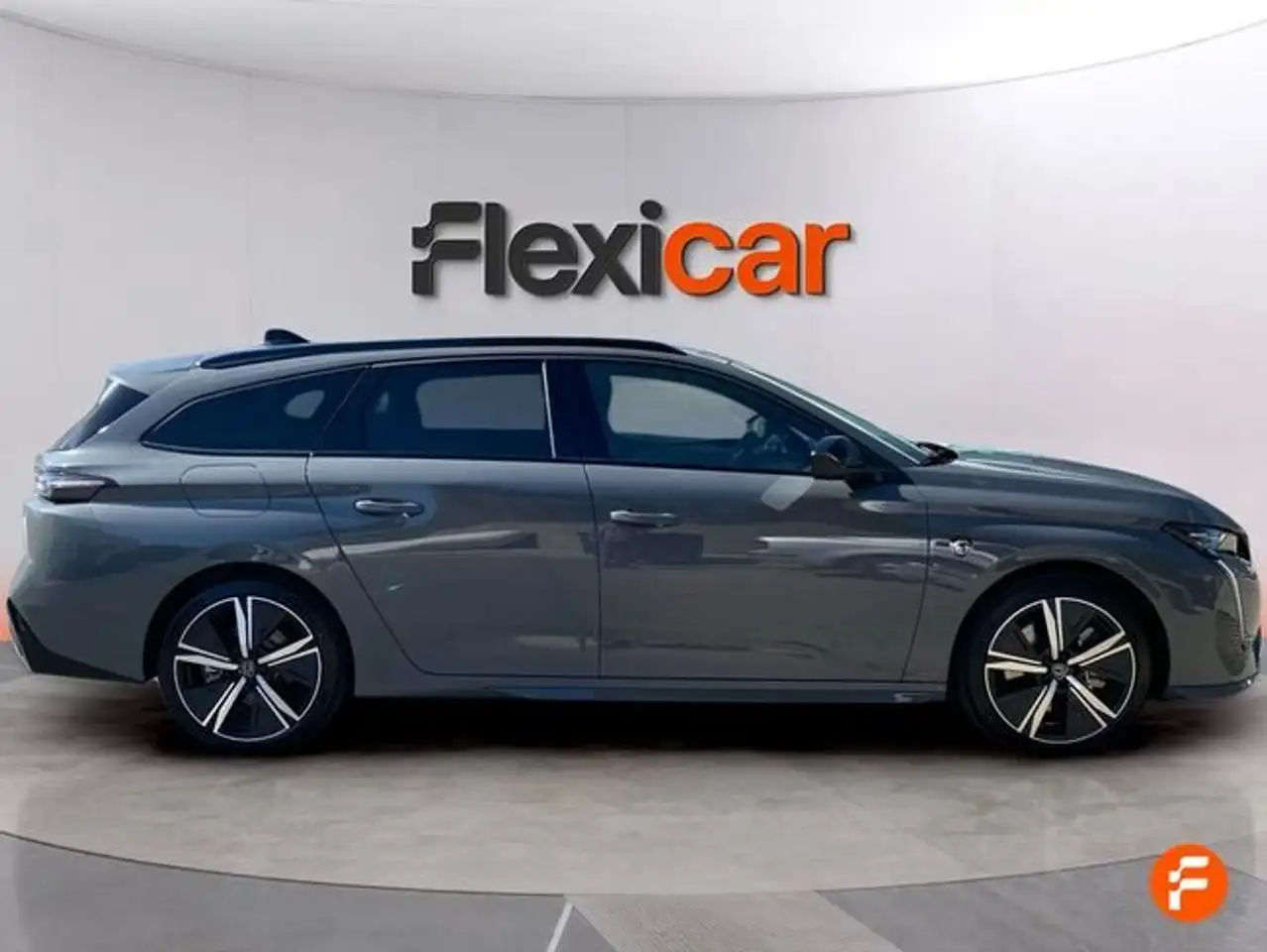 Peugeot 308 SW GT Hybrid 136 e-DCS6 — Galerie du véhicule 8