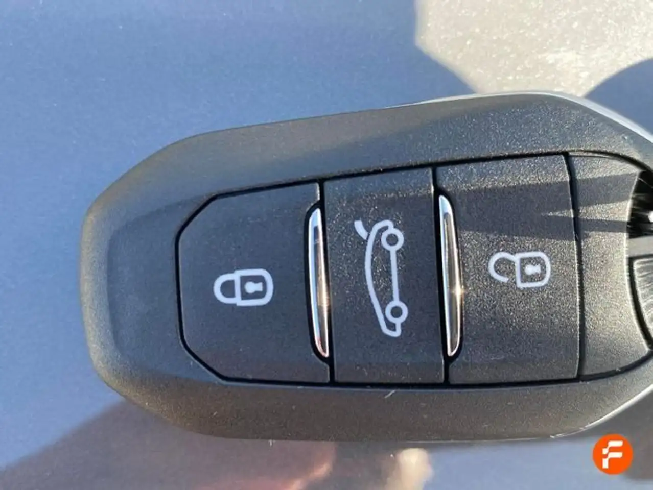 Peugeot 308 SW GT Hybrid 136 e-DCS6 — Galerie du véhicule 21