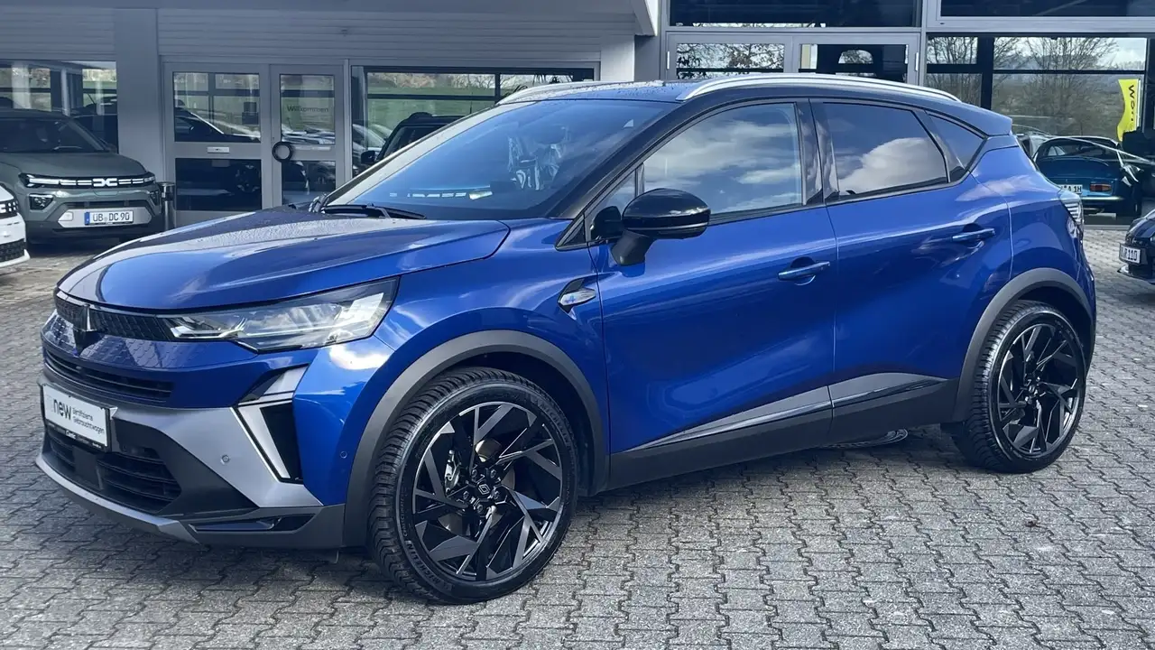 Renault Captur Esprit Alpine E-TECH Fu — Überlingen