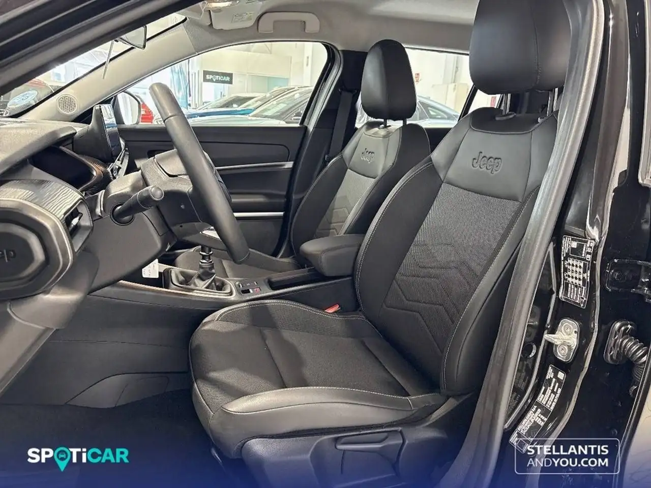 Jeep Avenger 1.2 Altitude 74KW — Galería del vehículo 9