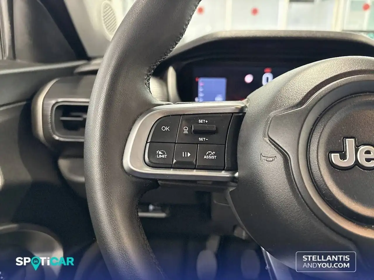 Jeep Avenger 1.2 Altitude 74KW — Galería del vehículo 13