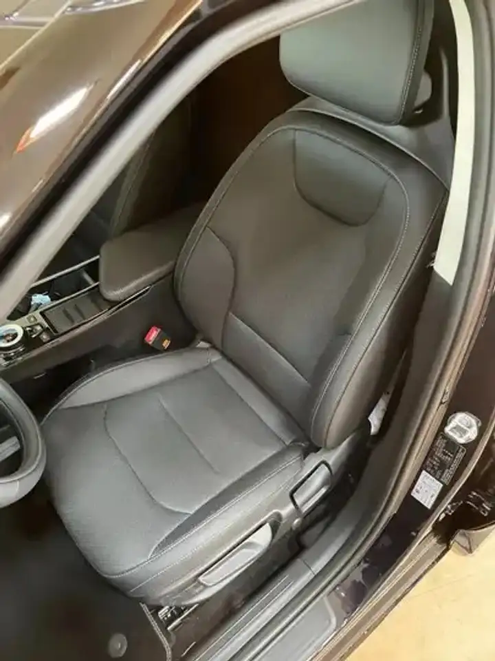 Kia EV6 Basis 2WD AIR Drive — Galería del vehículo 8