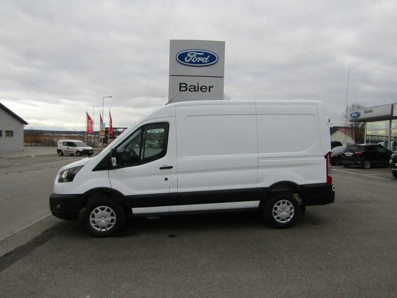 Ford E-Transit Trend FT 350 L2 H2 - Navi/Kamera/Sitzheizung — Riedlingen