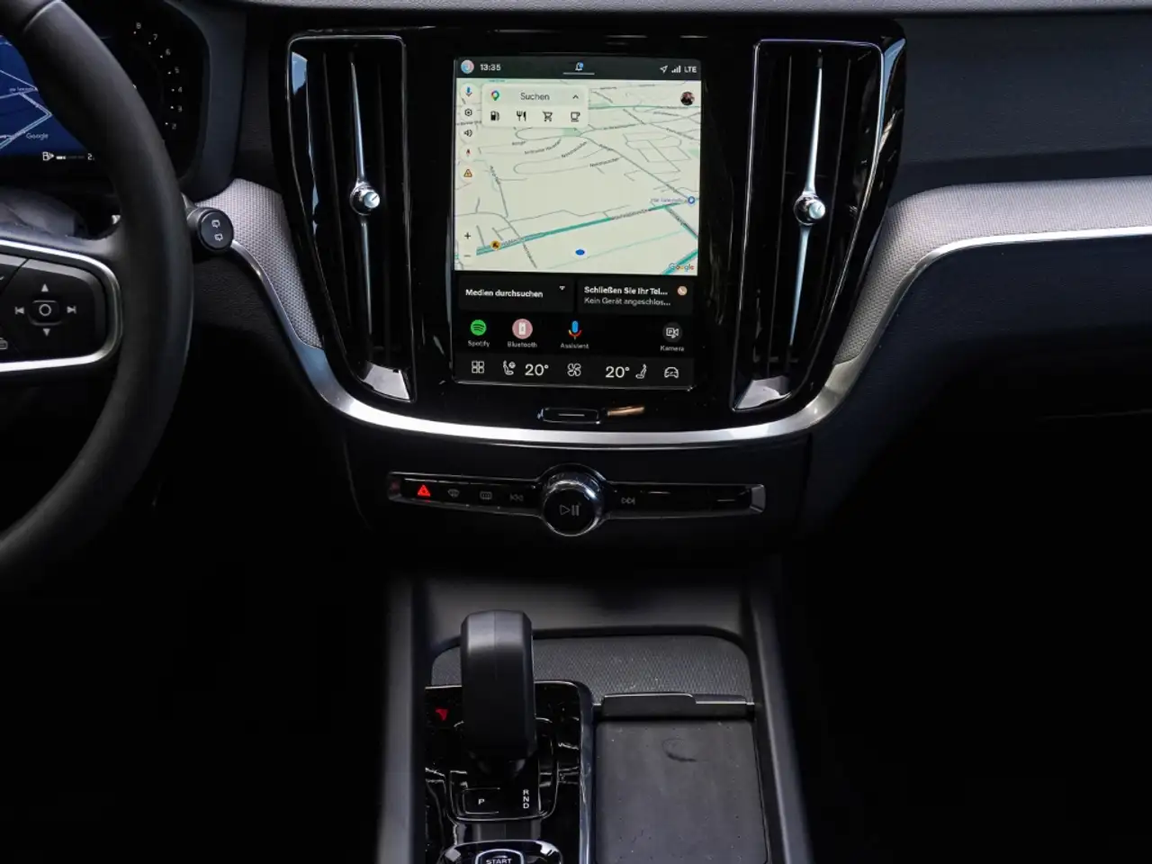 Volvo V60 Kombi Core B3 Benzin EU6d AHK Digitales Cockpit Me — Galería del vehículo 8