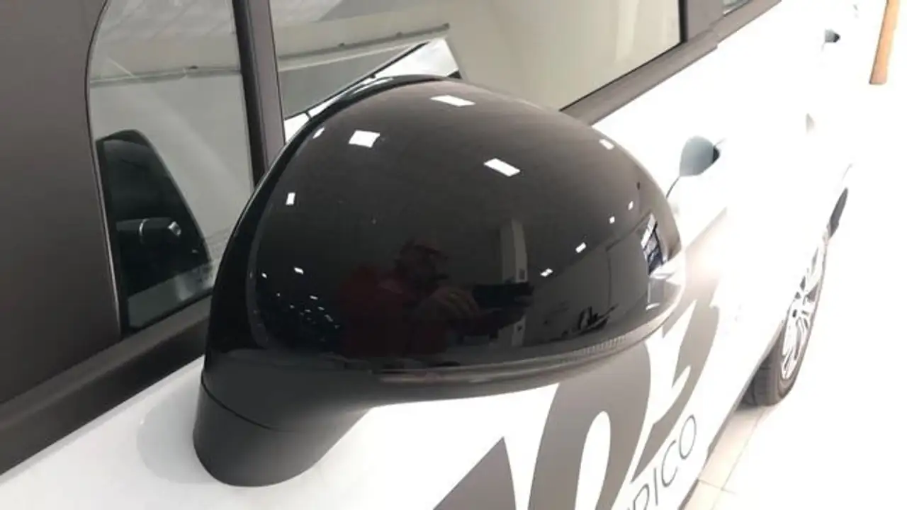 Leapmotor T03 BEV 37.3KWH DESIGN 95CV 5P — Vehicle gallery 21