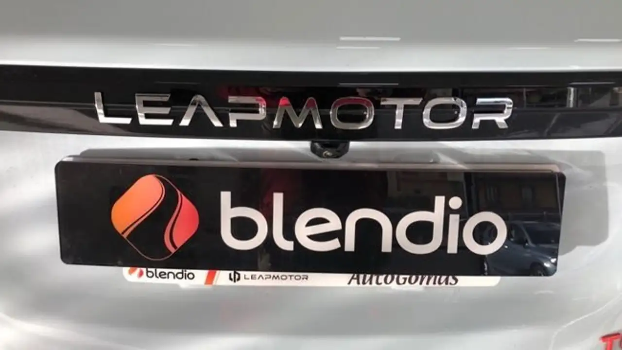 Leapmotor T03 BEV 37.3KWH DESIGN 95CV 5P — Vehicle gallery 23
