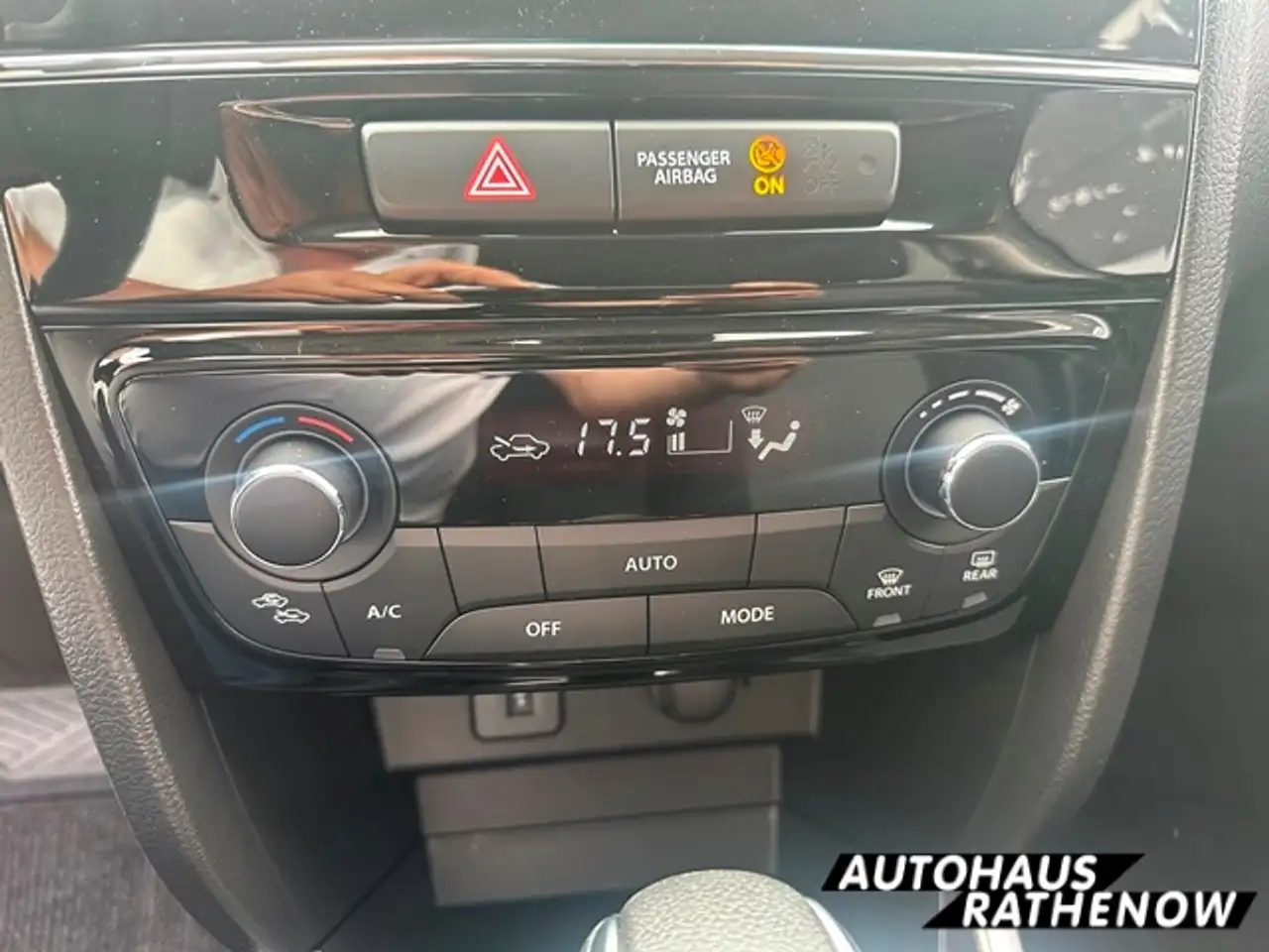 Suzuki Vitara 1.5 Hybrid Comfort Allrad — Galerie du véhicule 14