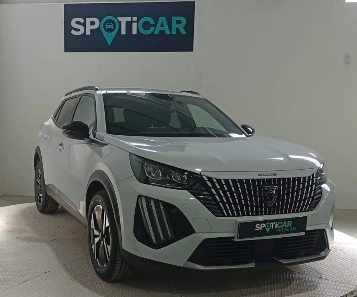 Peugeot 2008 1.2 PureTech S&S Allure 100 — Galerie du véhicule 3