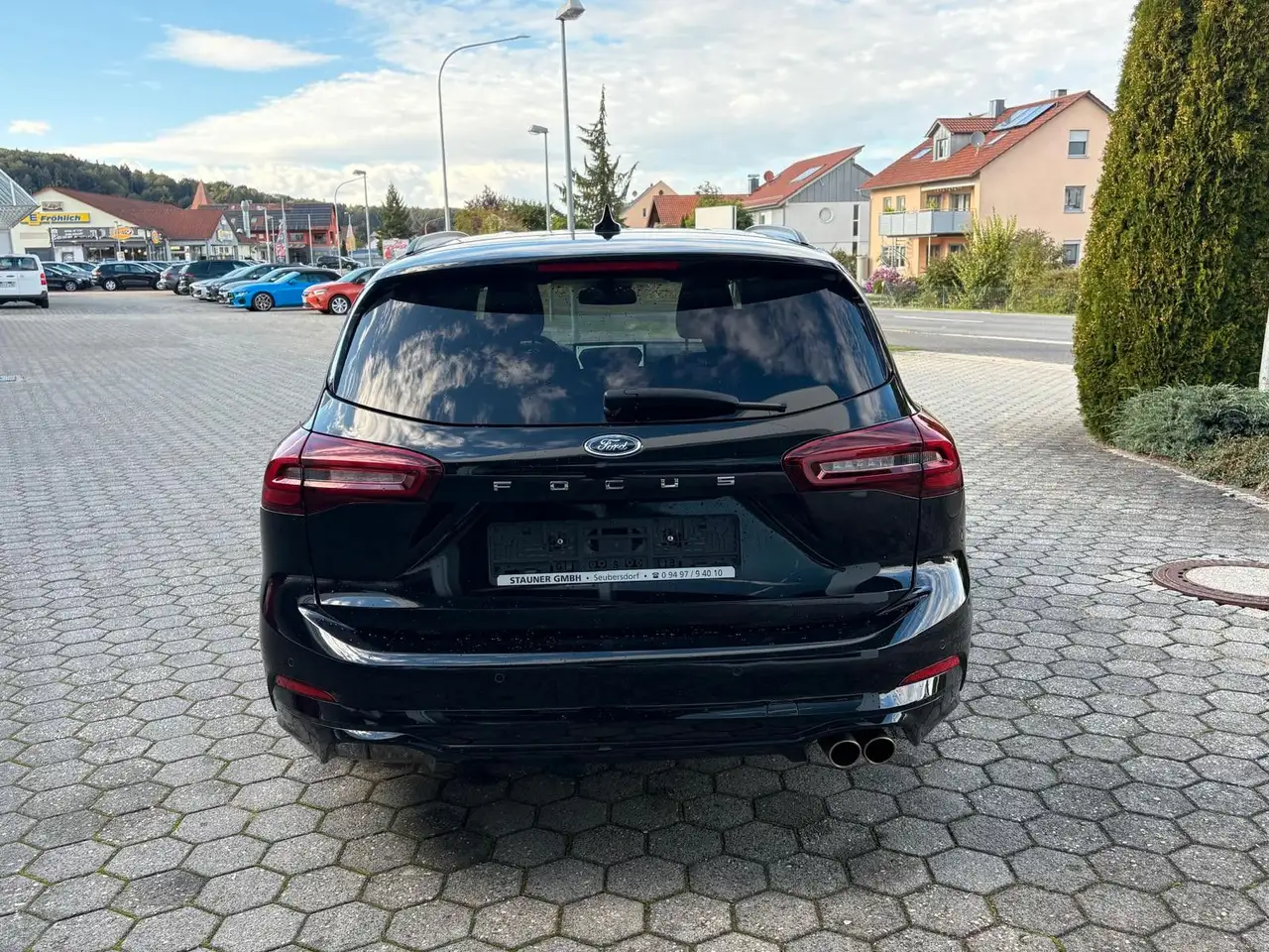 Ford Focus Turnier ST-Line X 1.0 ABSTANDST. AHK LHZ — معرض صور السيارة 5