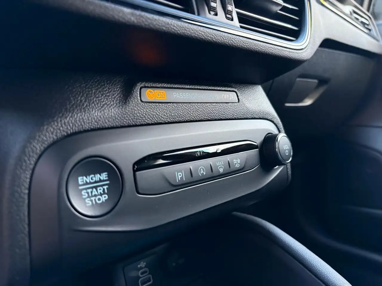 Ford Focus Turnier ST-Line X 1.0 ABSTANDST. AHK LHZ — معرض صور السيارة 12