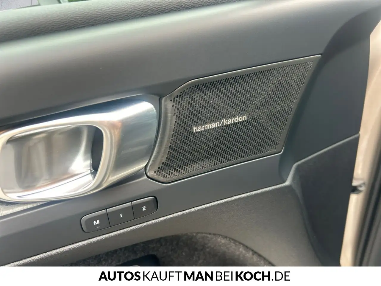 Volvo XC40 B3 B Plus Dark ACC BLIS H/K FHZ SHZ — Galería del vehículo 23