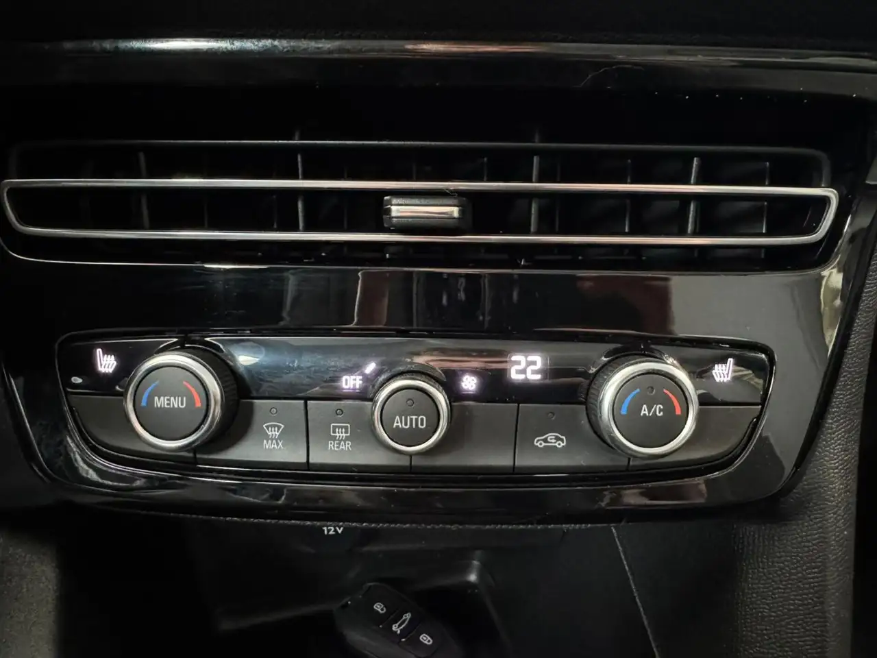 Opel Mokka 1.2 Turbo Elegance LED+SHZ+Winterp.+Kam. — Galería del vehículo 22