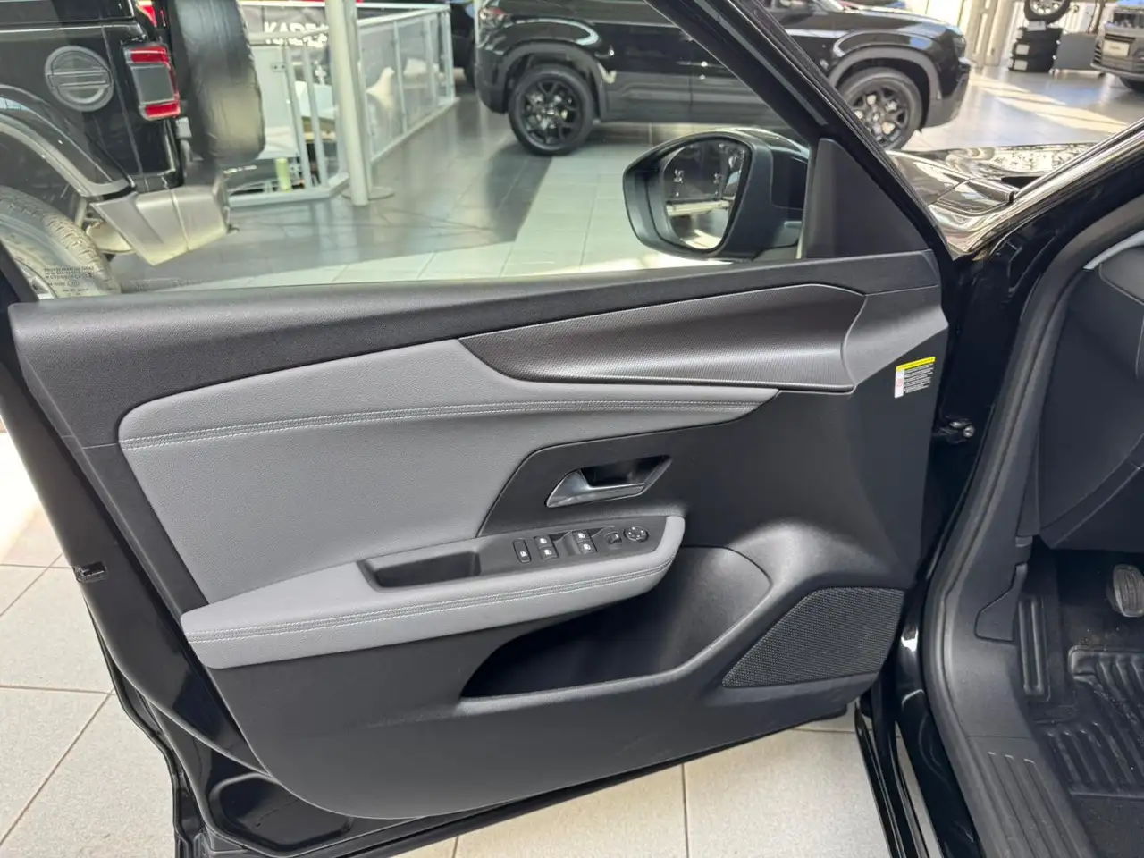 Opel Mokka 1.2 Turbo Elegance LED+SHZ+Winterp.+Kam. — Galería del vehículo 14
