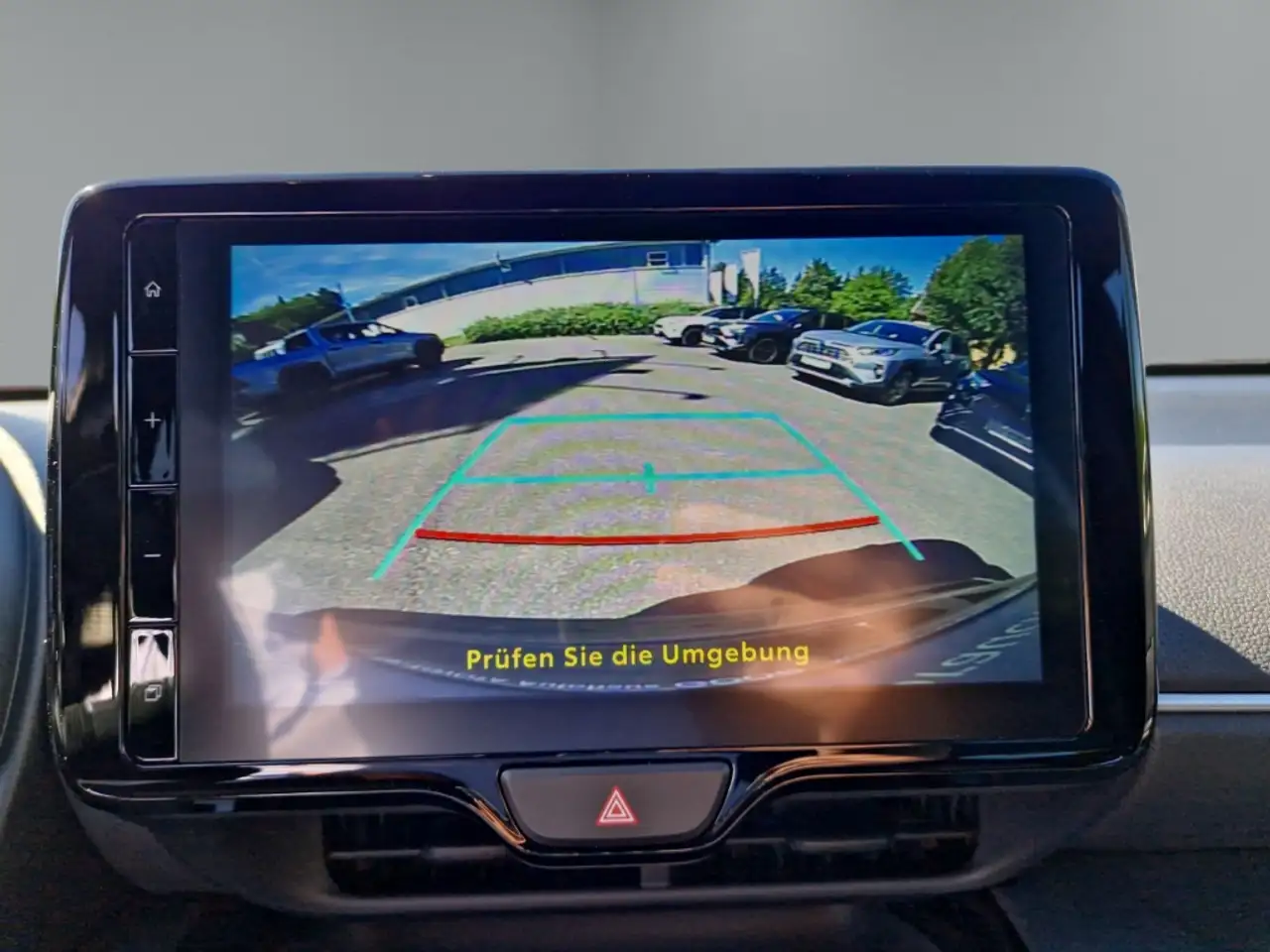 Toyota Yaris Cross Hybrid FWD Team Deutschland Navi LED Apple CarPlay — Galería del vehículo 16