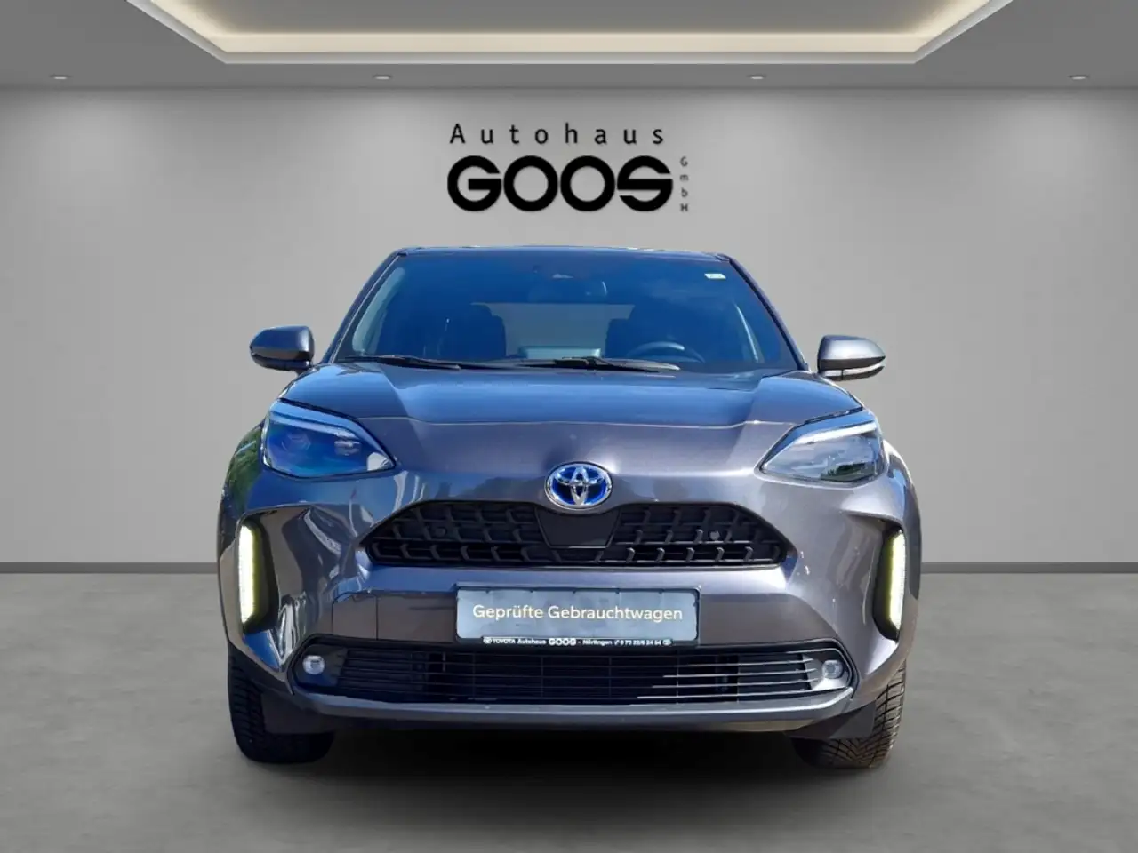 Toyota Yaris Cross Hybrid FWD Team Deutschland Navi LED Apple CarPlay — Galería del vehículo 8