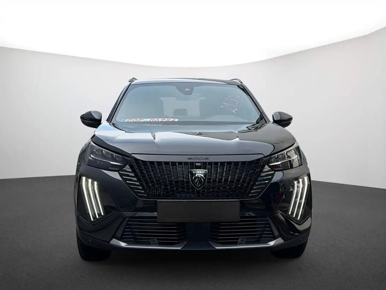 Peugeot 2008 GT — معرض صور السيارة 3