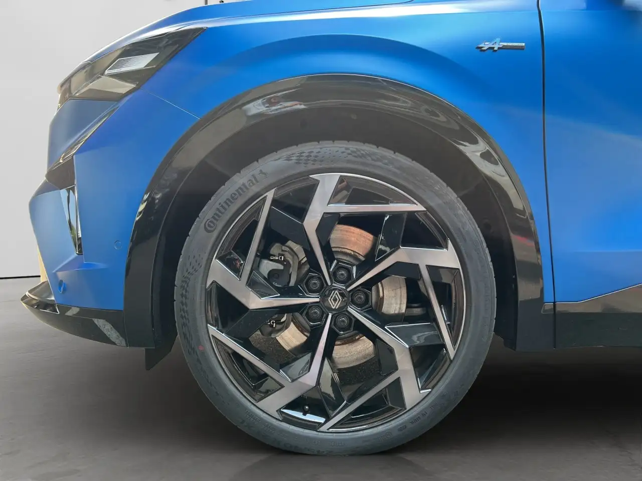 Renault Rafale 300 Plug-in Hybrid 4x4 Atelier Alpine Klima Navi — Galería del vehículo 4